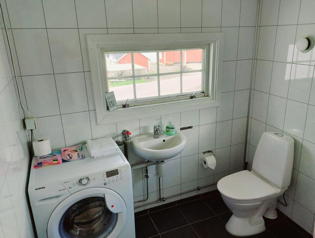 Solrik Beliggenhet I Lofotens Storste Fiskevaer Villa Ballstad Luaran gambar